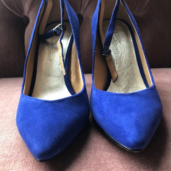 NIB Modern Vintage blue suede heels - Picture 3 of 5